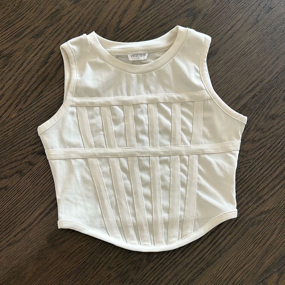 White/Cream Vestique Blouse, slightly cropped, stretchy size large